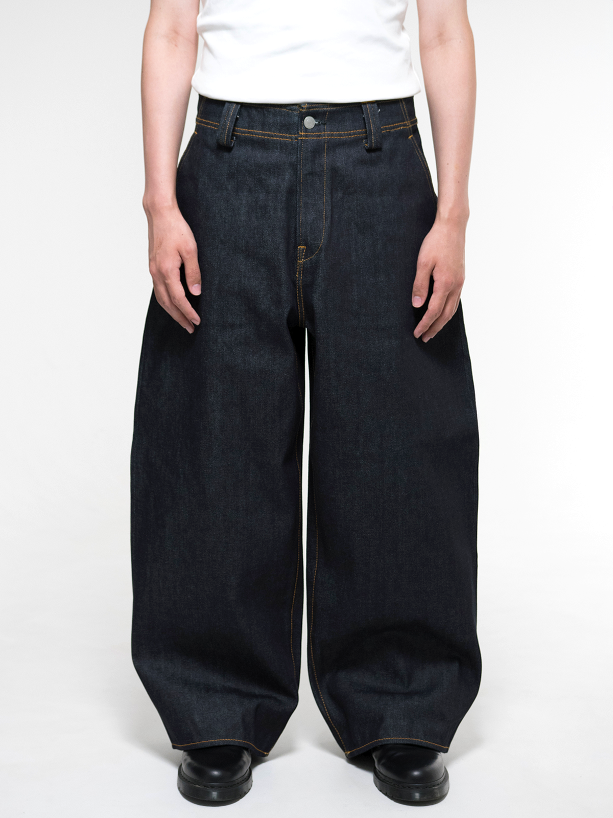 Japanese Selvedge Curved-Leg Jeans - Indigo Japanese Selvedge Curved-Leg Jeans - Indigo