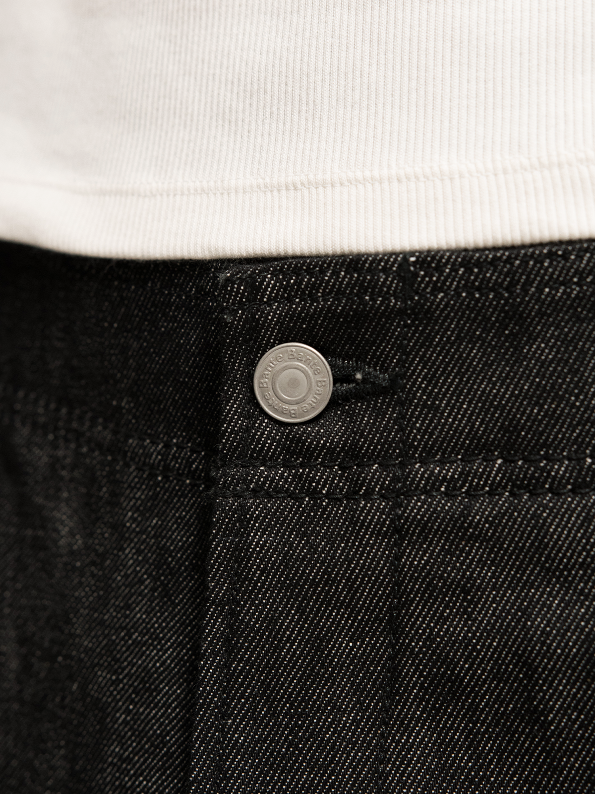Japanese Selvedge Curved-Leg Jeans - black | New Drop: 9/27 20:00 JST