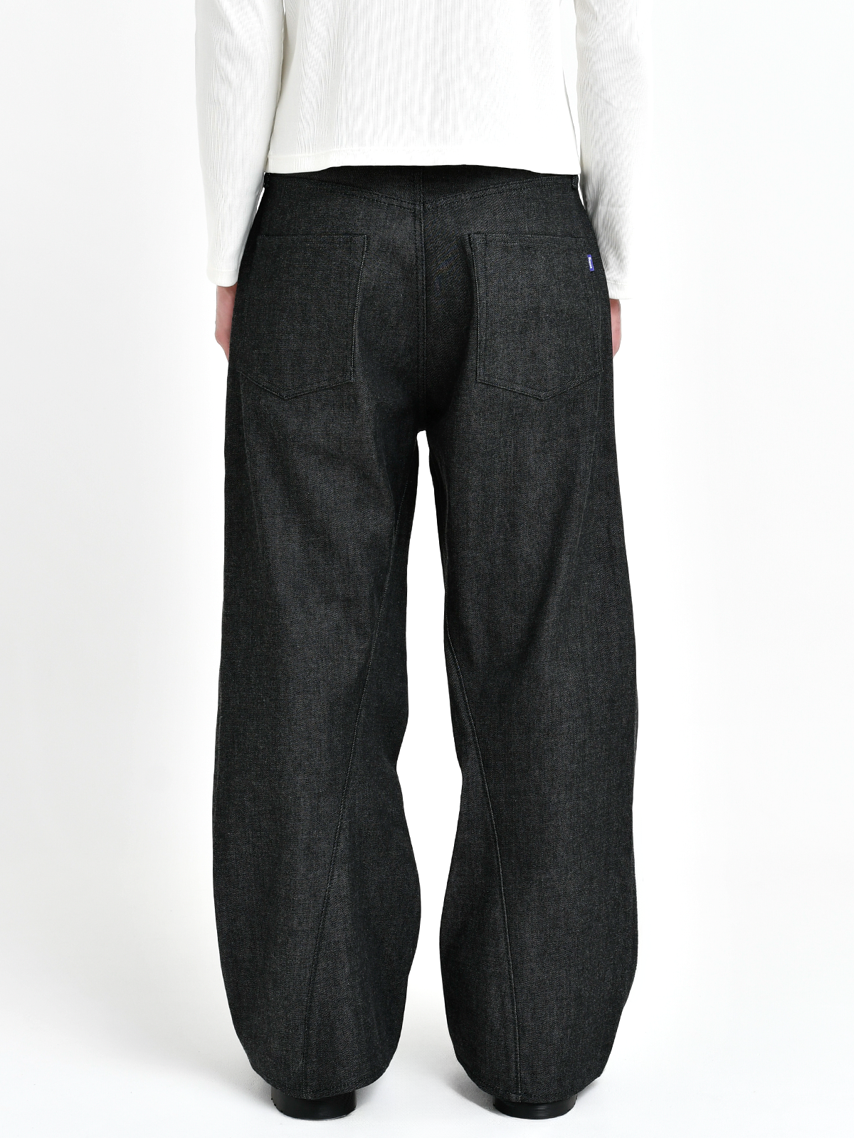 Japanese 3D Wide-Leg Jeans - Black | NewDrop Jan 17, 21:00 (JST)