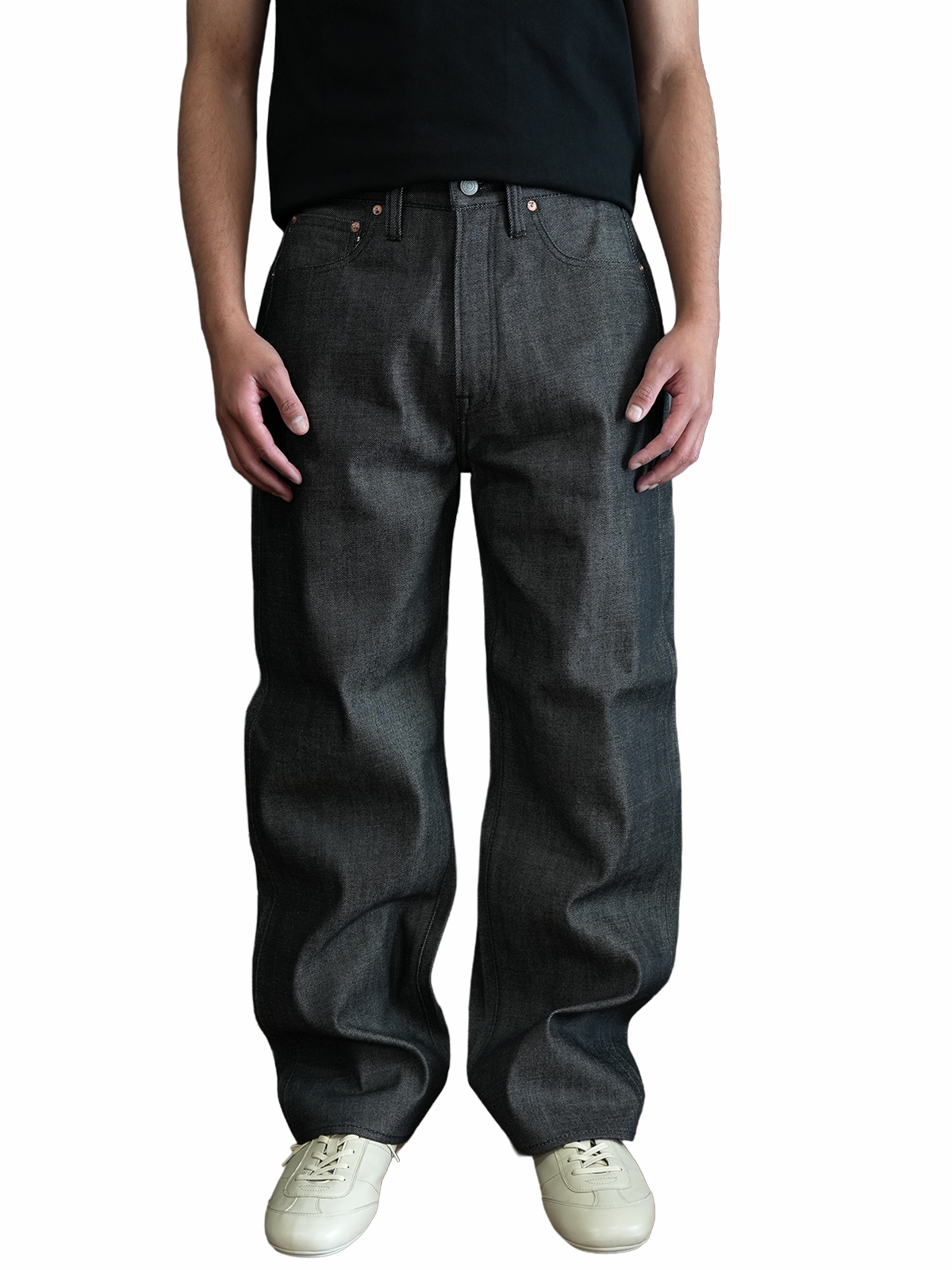Japanese Selvedge Straight Jeans - Black | NewDrop - April 25, 9:00 PM (JST)